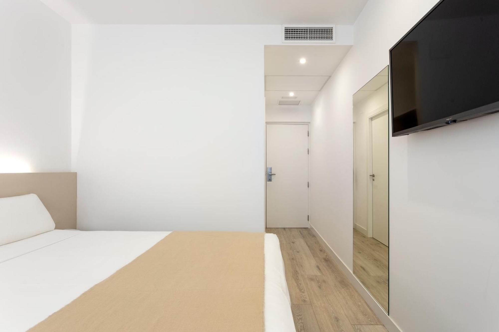 מדריד Hotel Bestprice Alegria מראה חיצוני תמונה